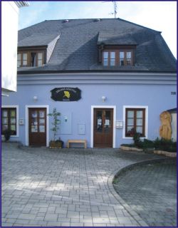 ZELENÁ APATYKA MAHE