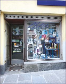 ZÁMKY - KOVÁNÍ -TREZORY -  KLÍČE